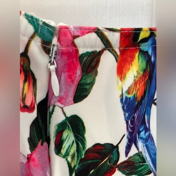 New York and Company floral fitted midi dress - Picture 5 of 6